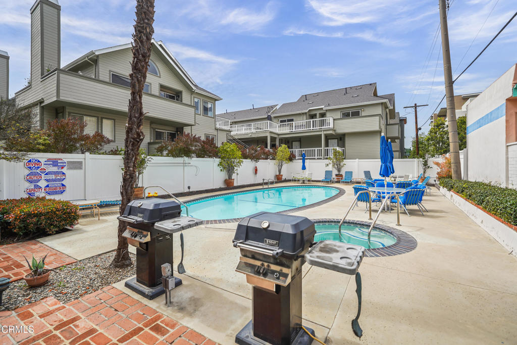 985 E California Boulevard 301