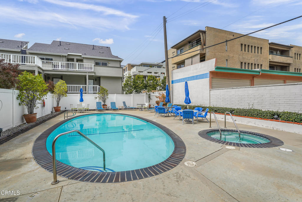 985 E California Boulevard 301