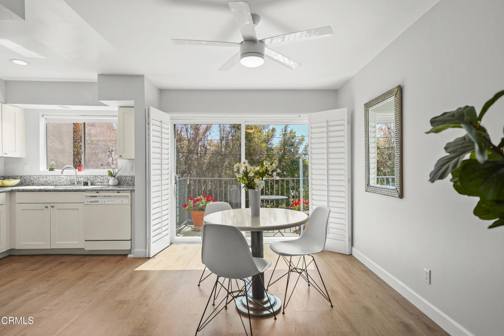 708 W Sierra Madre Boulevard 38