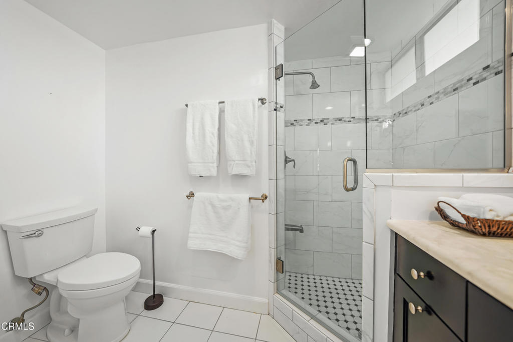 708 W Sierra Madre Boulevard 38