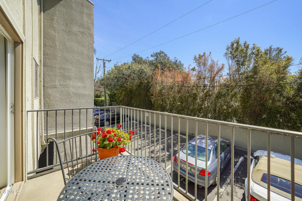 708 W Sierra Madre Boulevard 38