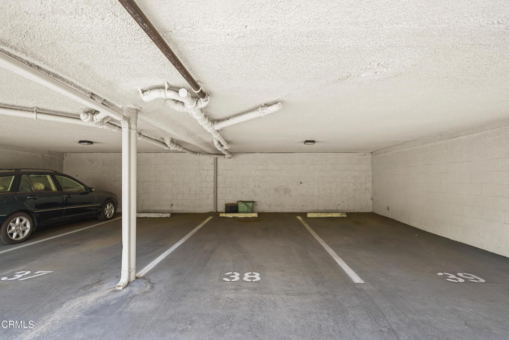 708 W Sierra Madre Boulevard 38