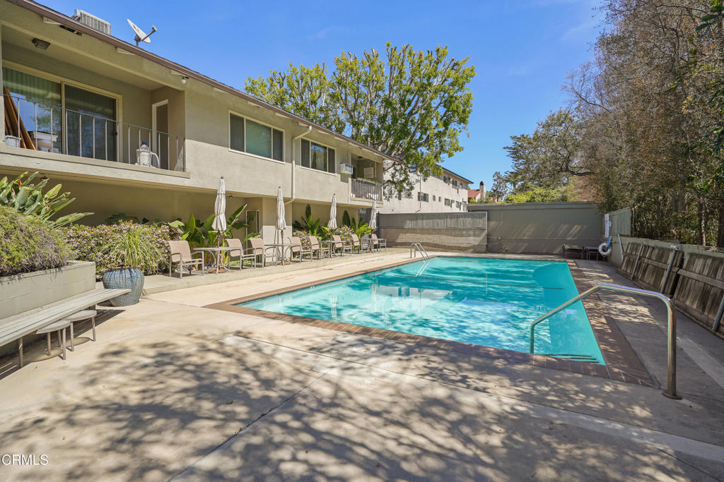 708 W Sierra Madre Boulevard 38