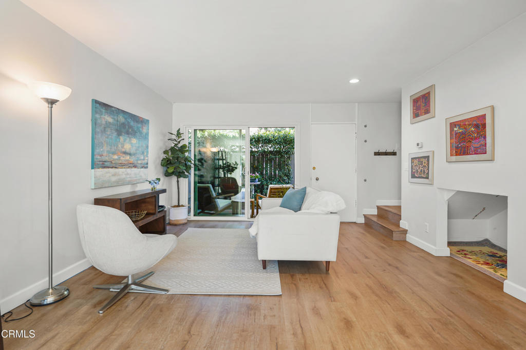 708 W Sierra Madre Boulevard 38