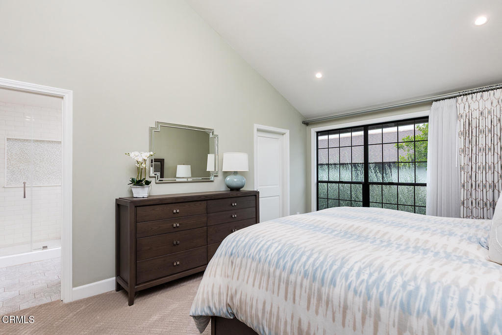 1202 Indiana Avenue 8