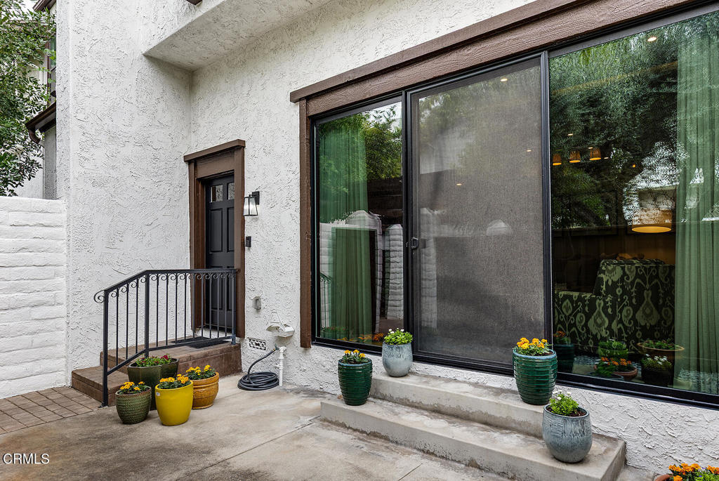 1202 Indiana Avenue 8