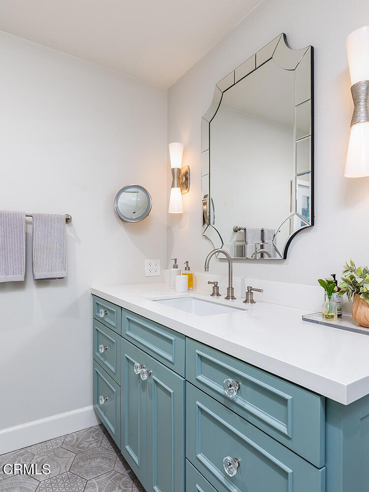 1202 Indiana Avenue 8