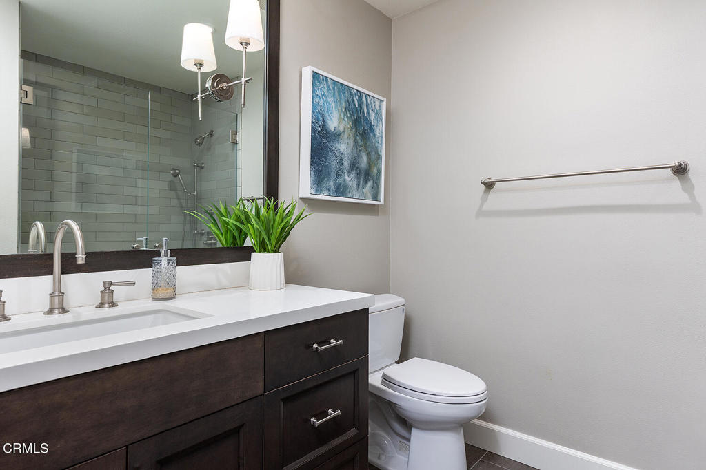 1202 Indiana Avenue 8