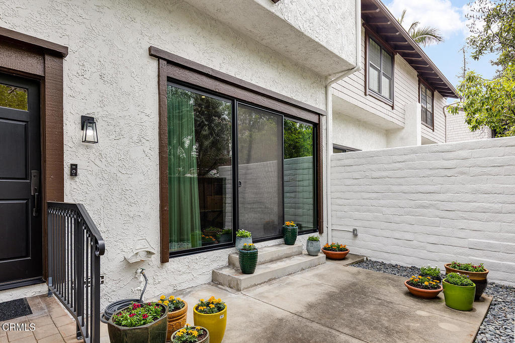 1202 Indiana Avenue 8