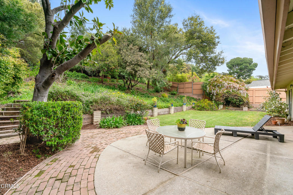 1743 Via Del Rey
