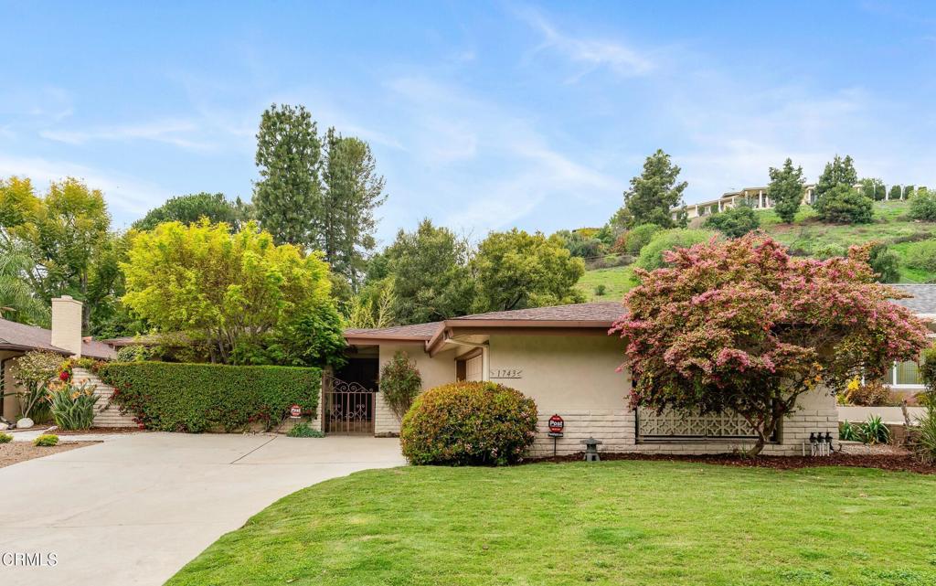 1743 Via Del Rey
