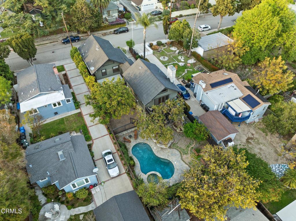 30 W Laurel Avenue