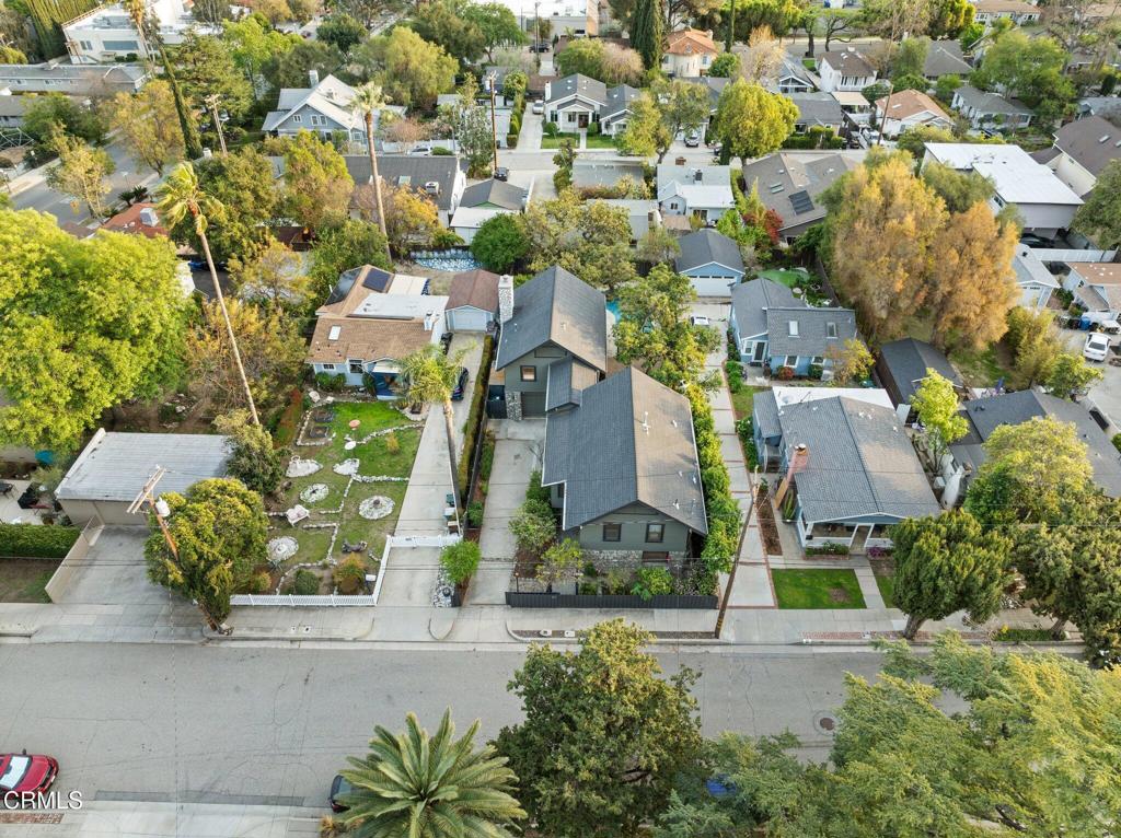 30 W Laurel Avenue