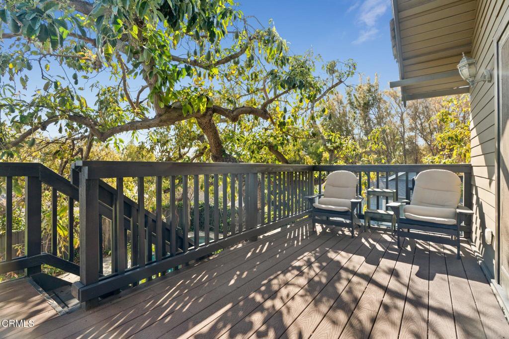30 W Laurel Avenue