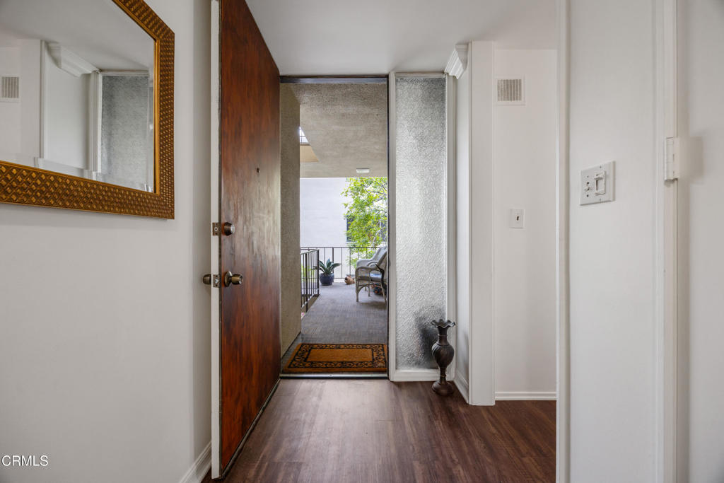 380 S Orange Grove Boulevard 6