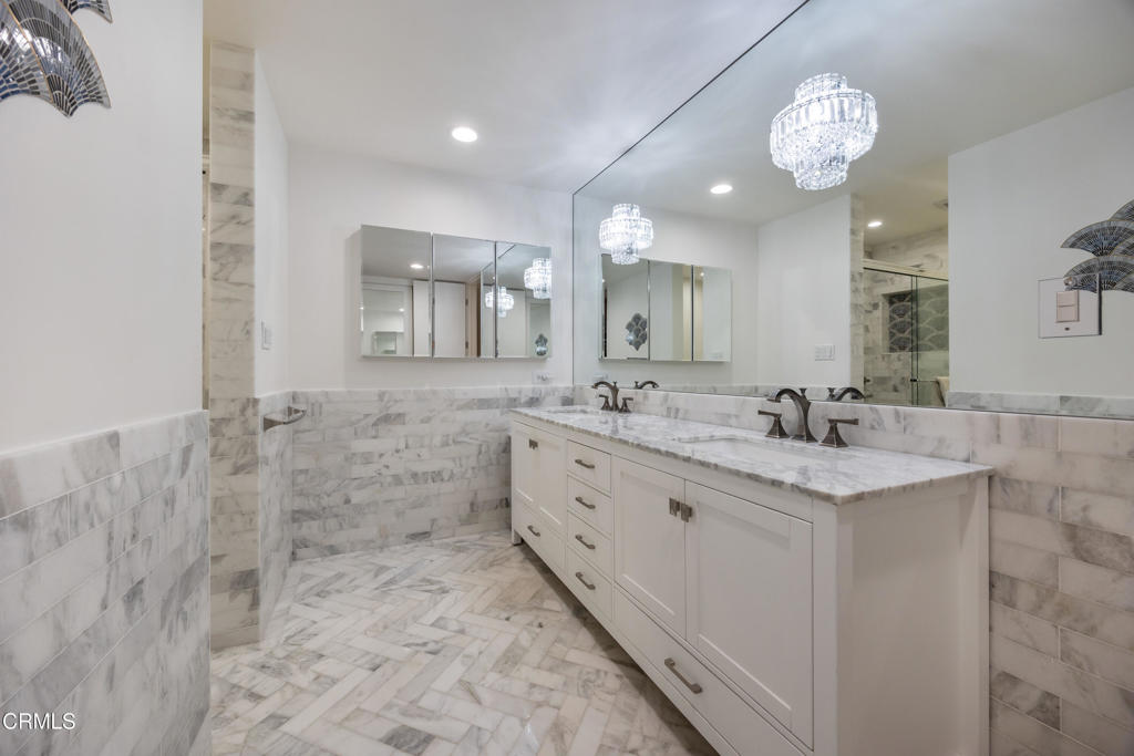 380 S Orange Grove Boulevard 6