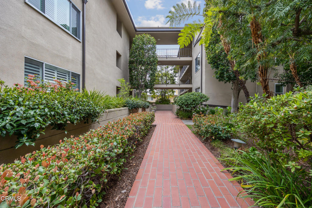 380 S Orange Grove Boulevard 6