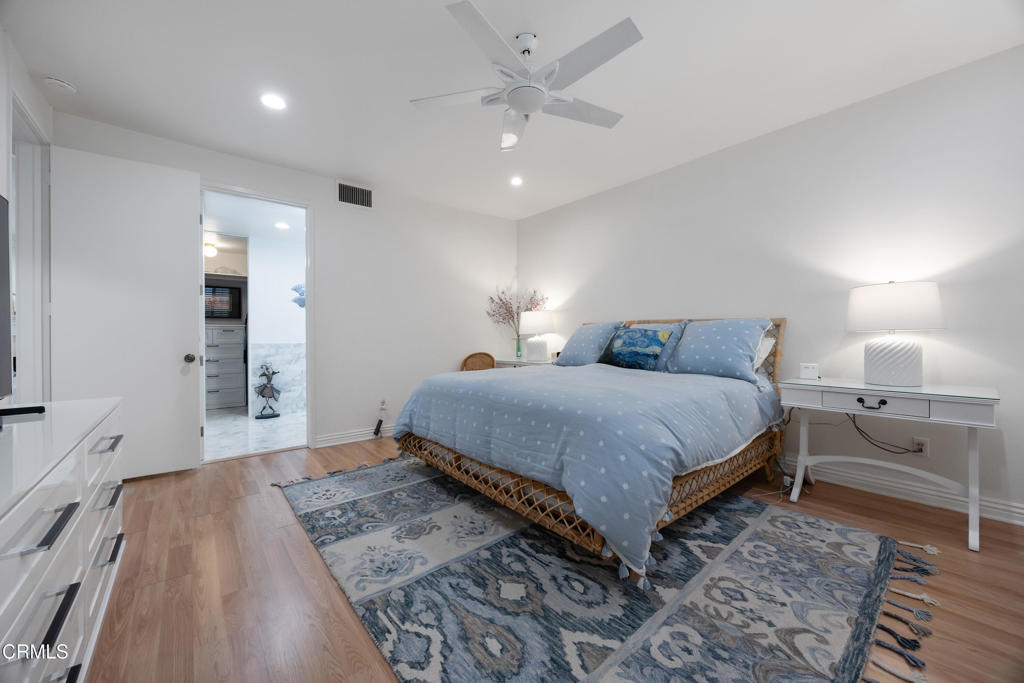 380 S Orange Grove Boulevard 6