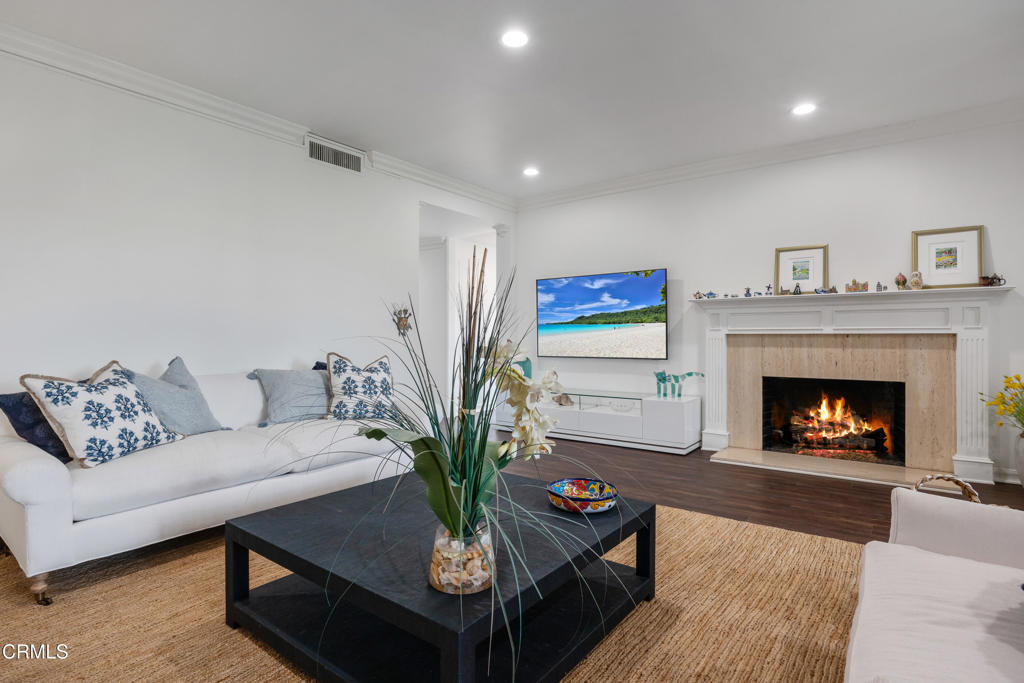 380 S Orange Grove Boulevard 6