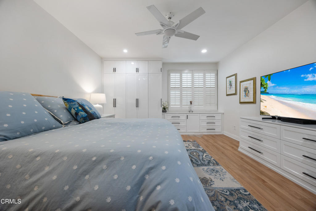 380 S Orange Grove Boulevard 6