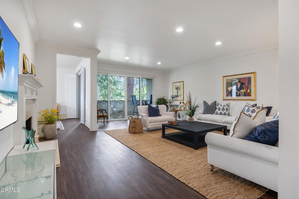 380 S Orange Grove Boulevard 6