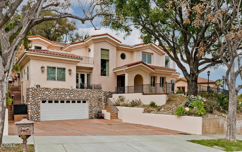 868 Braewood Court