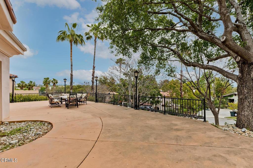 868 Braewood Court