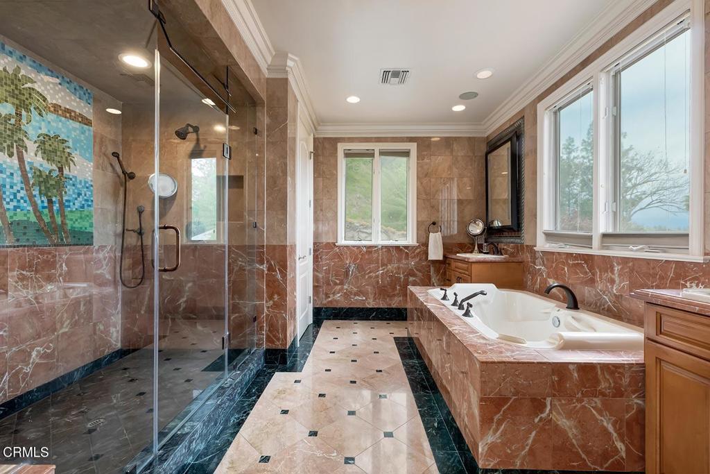 868 Braewood Court