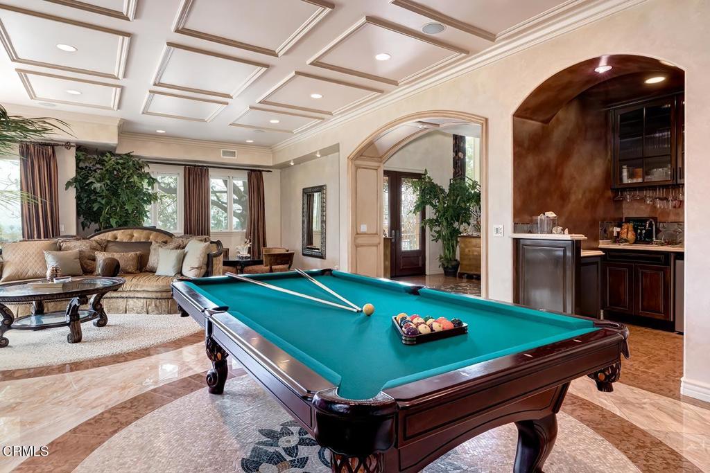 868 Braewood Court