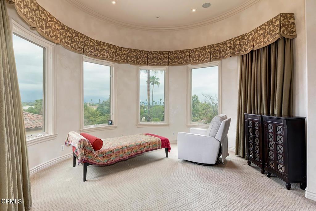 868 Braewood Court