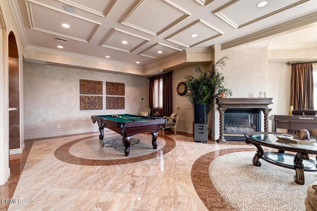 868 Braewood Court