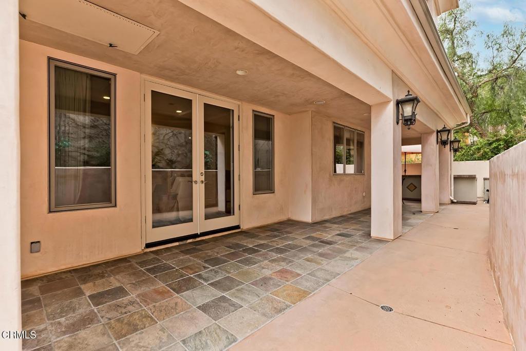 868 Braewood Court