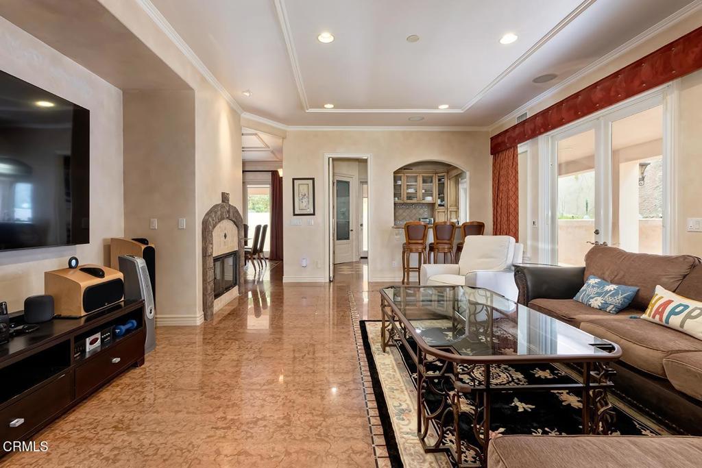 868 Braewood Court