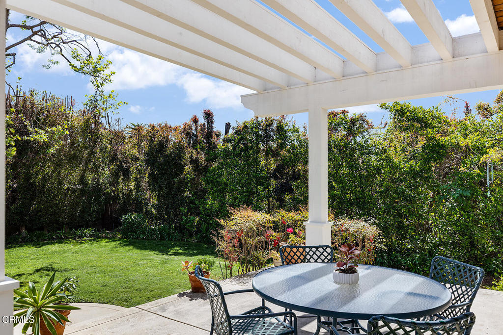 1220 Wentworth Avenue