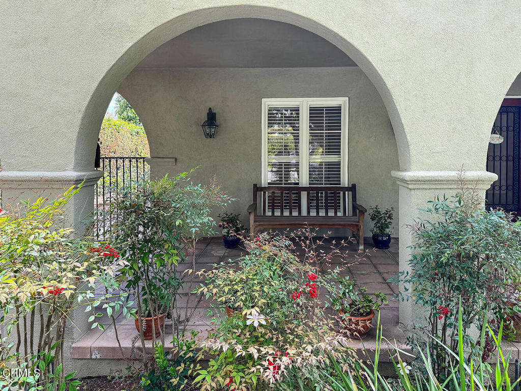 1220 Wentworth Avenue