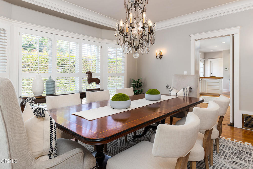 1220 Wentworth Avenue