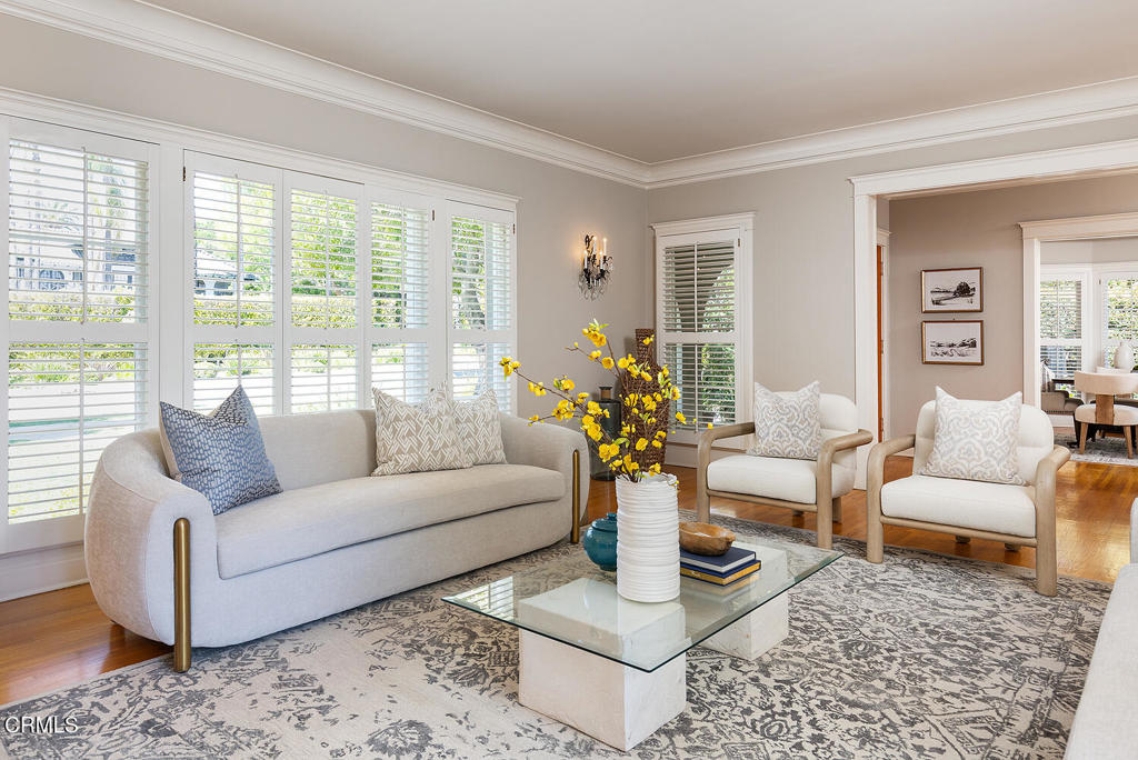 1220 Wentworth Avenue