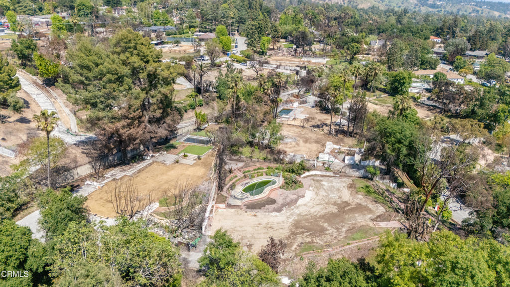1437 Crest Drive