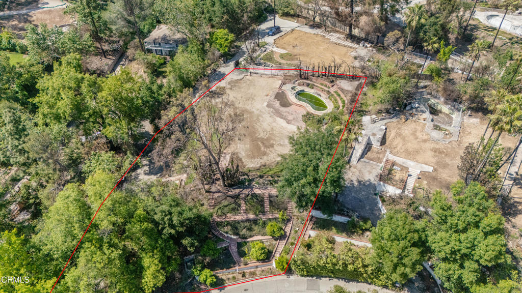 1437 Crest Drive