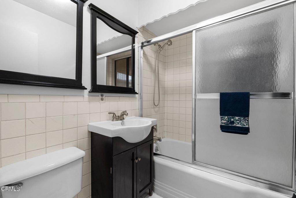 2102 N Eastern Avenue