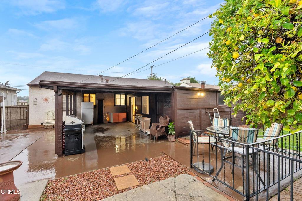 2102 N Eastern Avenue