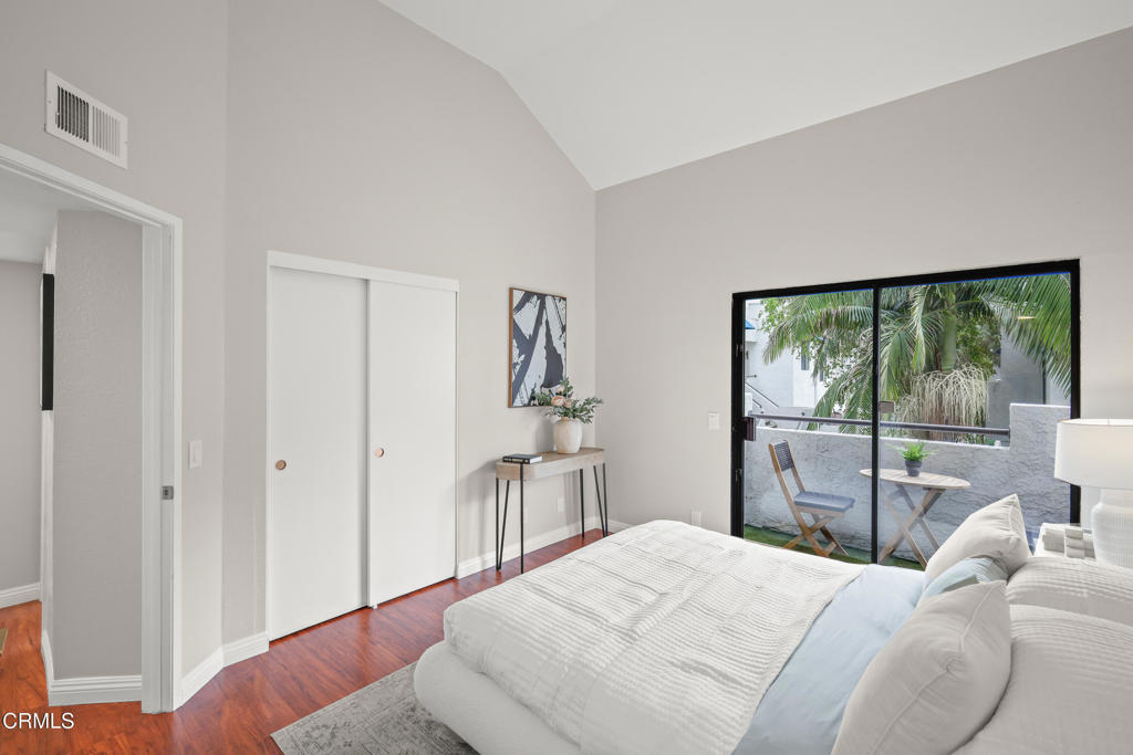 653 Park Shadow Court