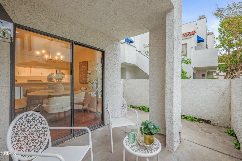 653 Park Shadow Court