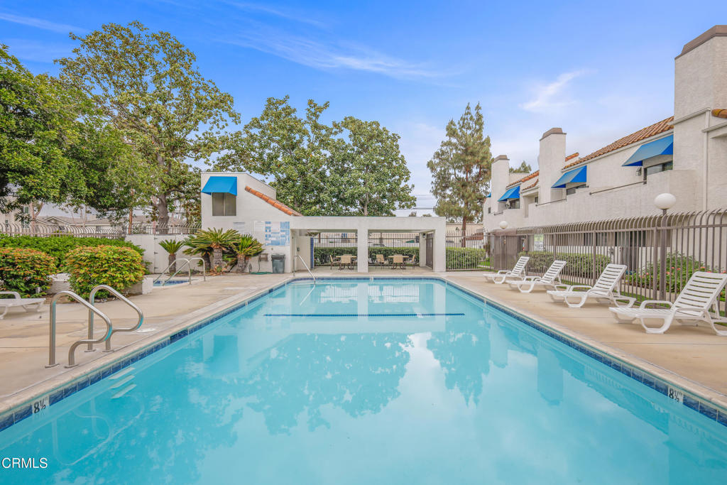 653 Park Shadow Court