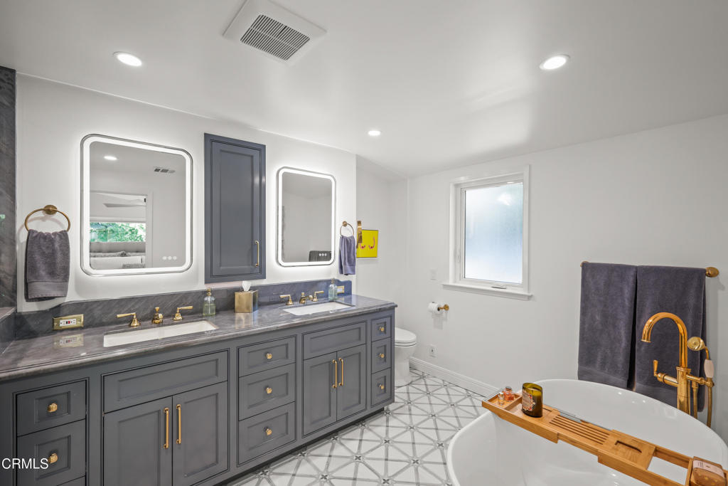 387 Santa Inez Way