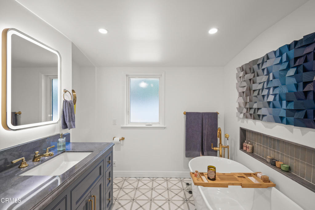 387 Santa Inez Way