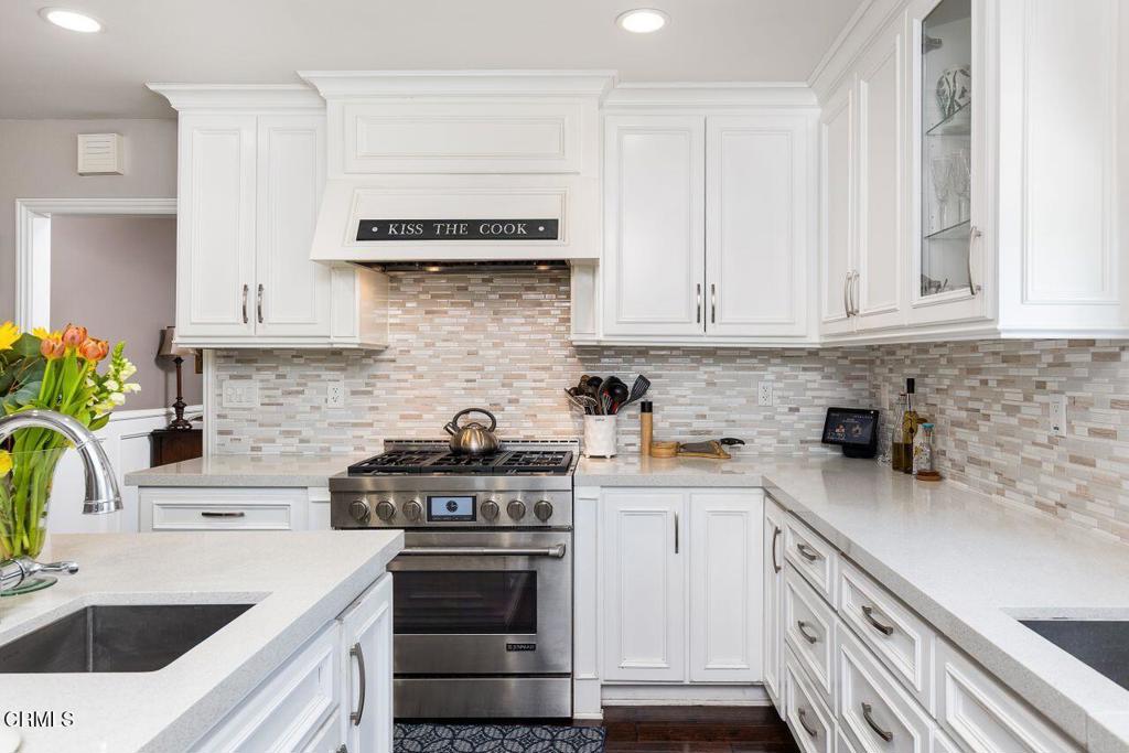 1650 E Orange Grove Boulevard