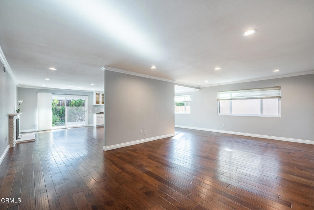 6206 Newcastle Avenue