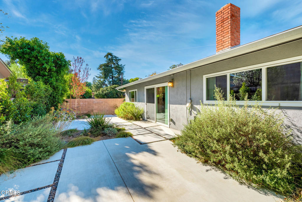 6206 Newcastle Avenue