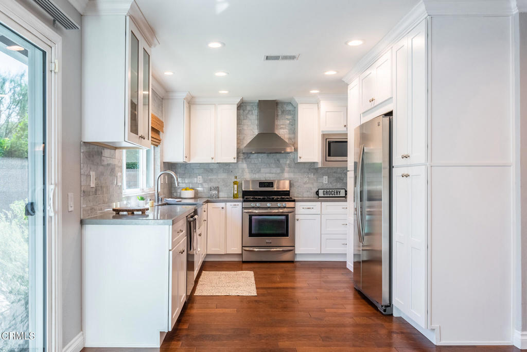 6206 Newcastle Avenue